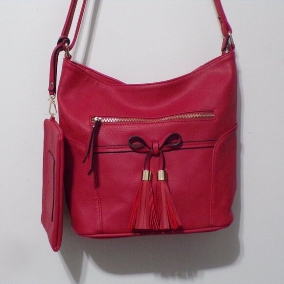 Red With Fringe Shoulder Bag with Gold Accents and Detachable Change Purse Zip - Picture 2 of 9